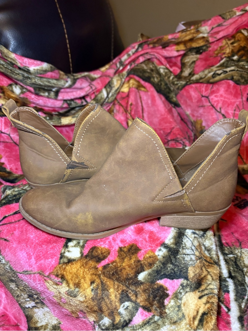 Women's Brown Low Heel Ankle Shoes